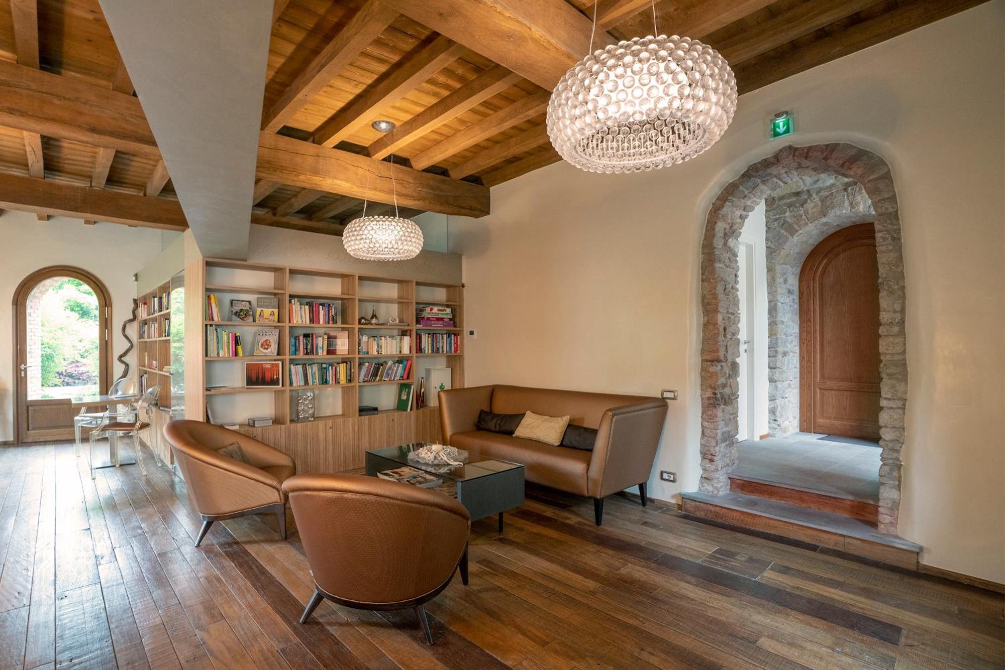 Il Portico - 1711 Luxury Guest House Arlate Exterior foto